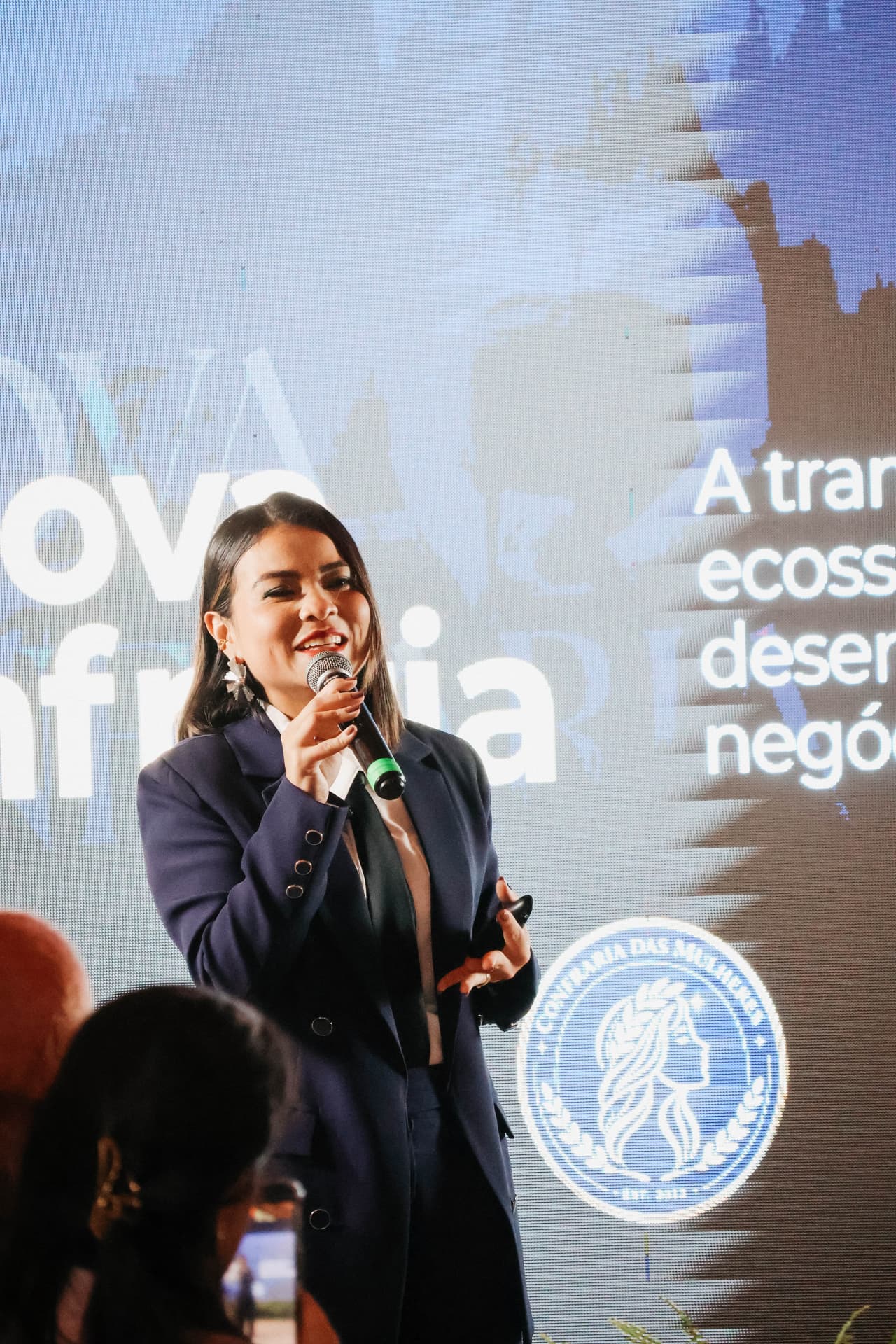 Raissa Midori — idealizadora da Confraria das Mulheres